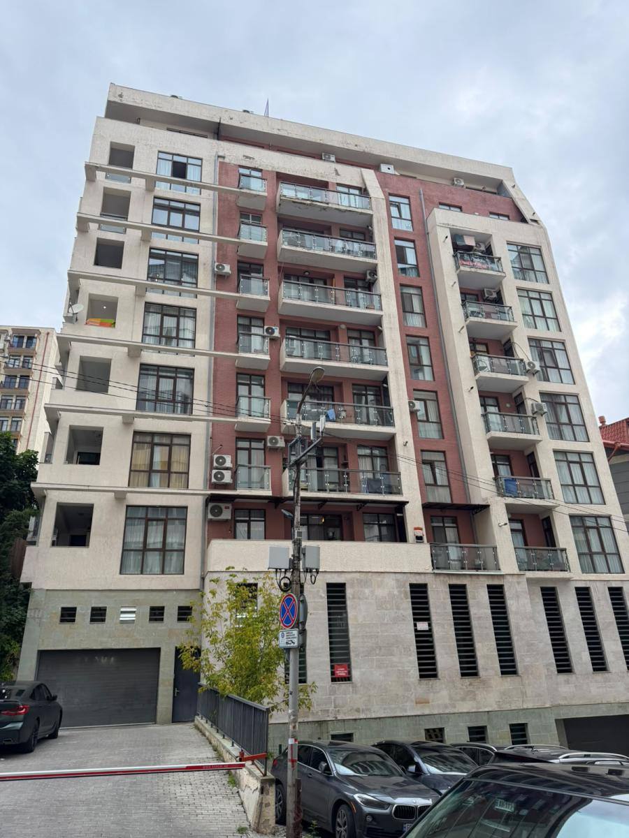 Apartment, Vake